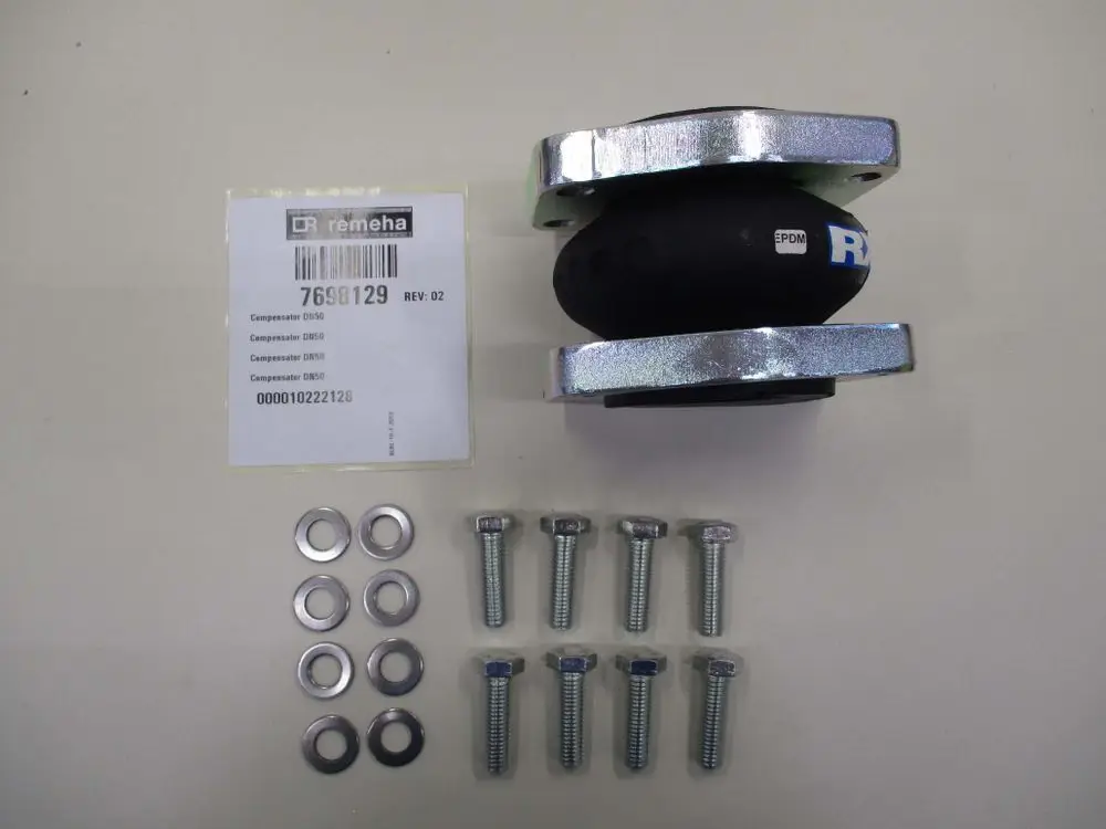 Zwischenstück mit gummiertem Element und Metallhaltern, dazu Schrauben und Unterlegscheiben. Marke Remeha. Verpackt mit Produktinformationen.